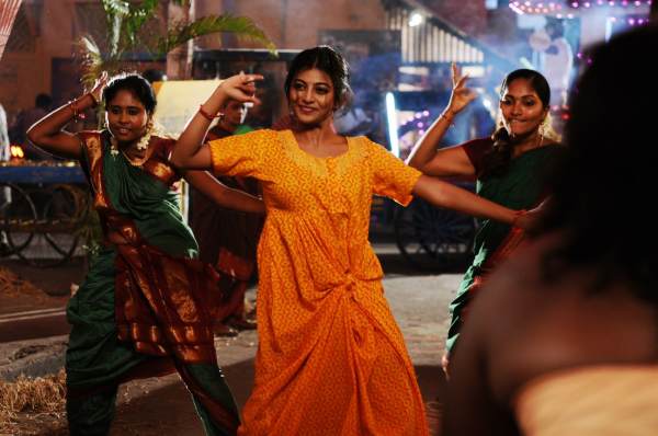 From Nayanthara to Kayal Anandhi: Top 5 Actress who wears Nighty dress in movies 