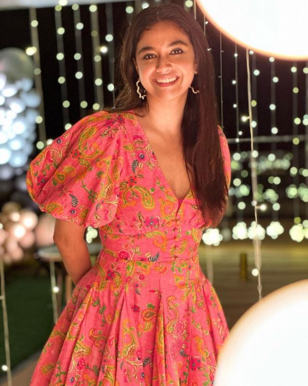 A photo is going viral on social media claiming that Keerthy Sureshs boyfriend and that they are getting married soon 