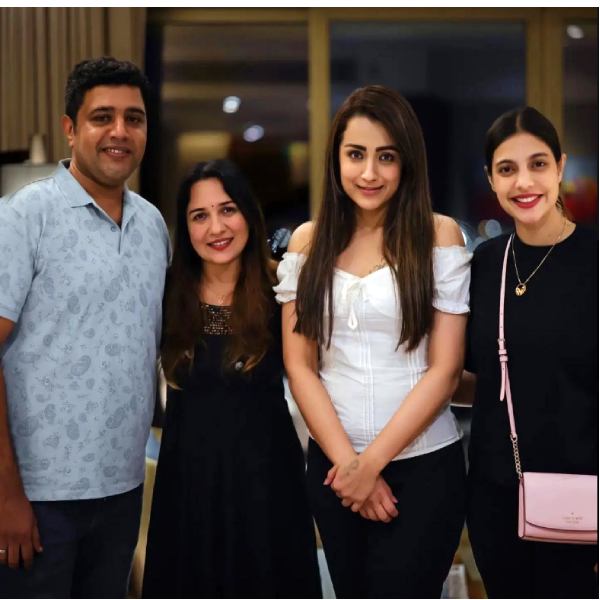 Malayalam actress shanthi mayadevi joins leo 