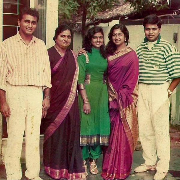 Nirosha shares her Mother Young age photos and sends Mothers Day wishes Nirosha shares her Mother Young age photos and sends Mothers Day wishes