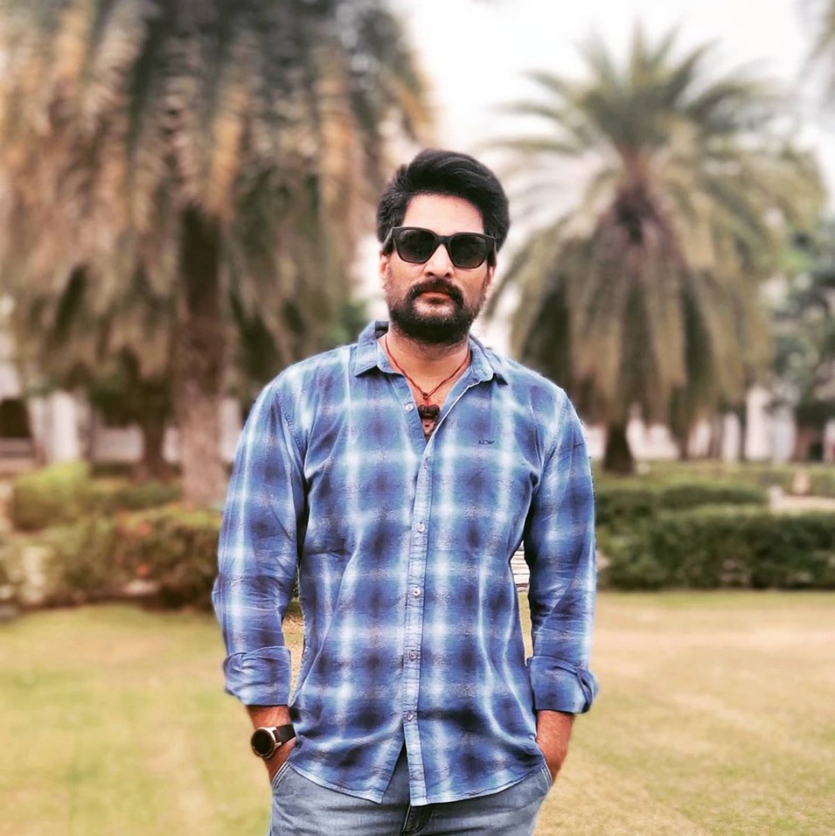  Actor Richard Rishi has a Relationship With Yashika Anand 