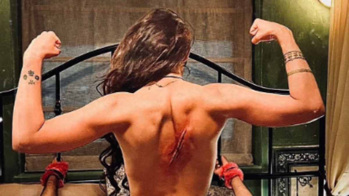 Angira Dhar shares a adult content poster of Saas Bahu, Aur Flamingo webseries Angira Dhar shares a adult content poster of Saas Bahu, Aur Flamingo webseries