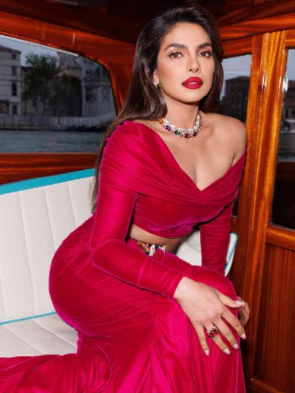 Priyanka Chopra said in an interview about the director asking her to take off her clothes Priyanka Chopra said in an interview about the director asking her to take off her clothes