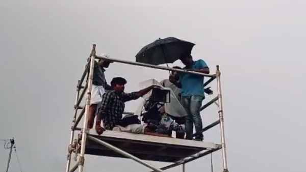 Lightning accident at Margazhi Thingal movie shooting spot Lightning accident at Margazhi Thingal movie shooting spot