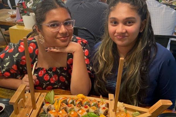 Vanitha Vijayakumar celebrates her second daughters 14th birthday and shares pics 