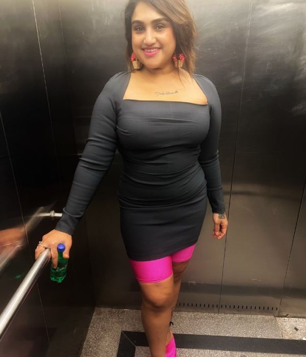 Vanitha Vijayakumar celebrates her second daughters 14th birthday and shares pics 