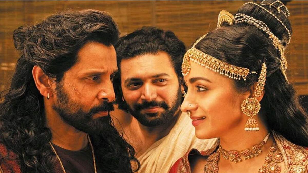 Actor Kamal haasan joinly Watched PS2 movie with Director Maniratnam and Music director DSP Actor Kamal haasan joinly Watched PS2 movie with Director Maniratnam and Music director DSP