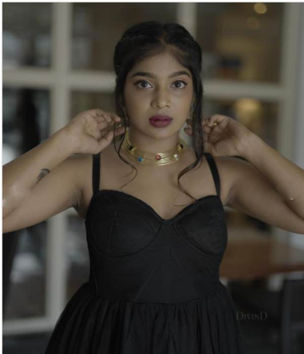 vj parvathy insulted hindu god, fans are upset