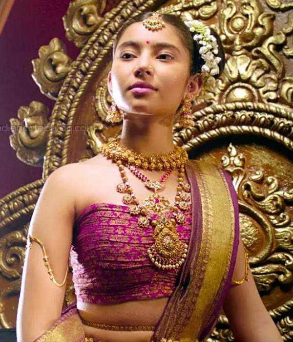 Actor Vikram hails Sara Arjun for her transformation from Nila to Nandini 