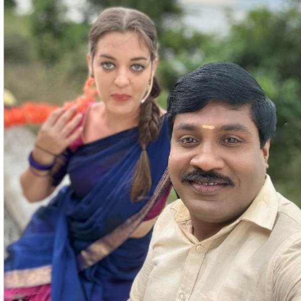 GP Muthu takes selfie with foreign girl photos gets double meaning comments 