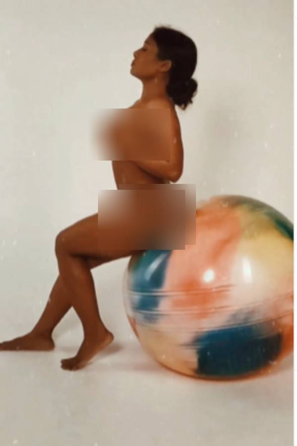 Nikita Gokhale done a full nudity show video shocks fans Nikita Gokhale done a full nudity show video shocks fans