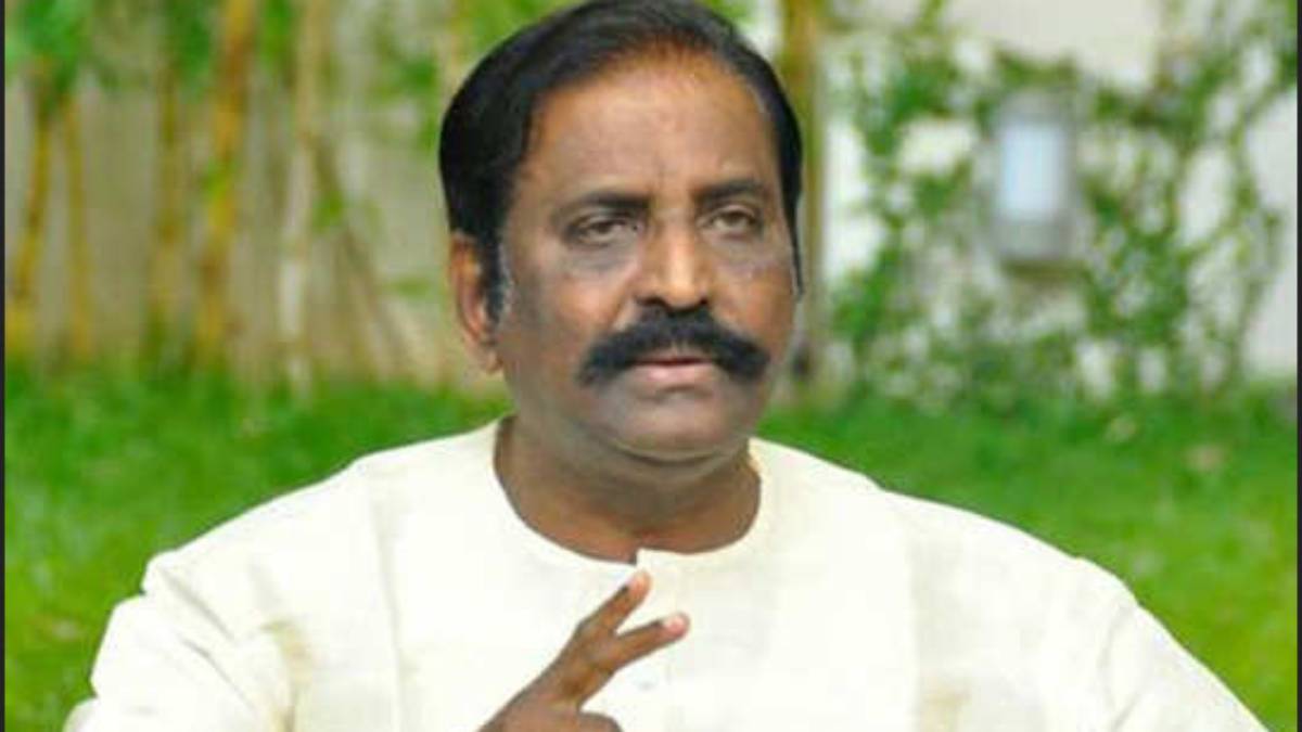Vairamuthu Emotional tweet for Manobala death 