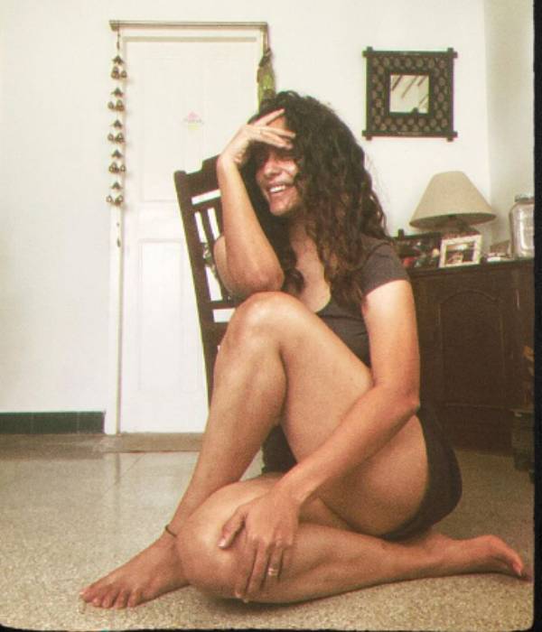 Bigg Boss contestant Abhirami Venkatachalam yoga pose stuns fans 