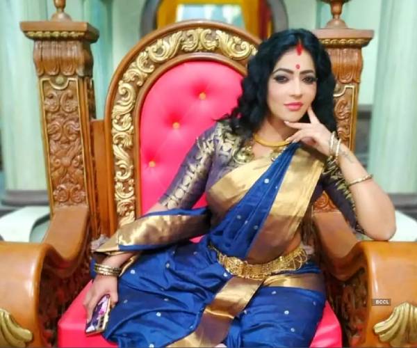 Actress Reshma pasupuletis condition to a fan for marriage 