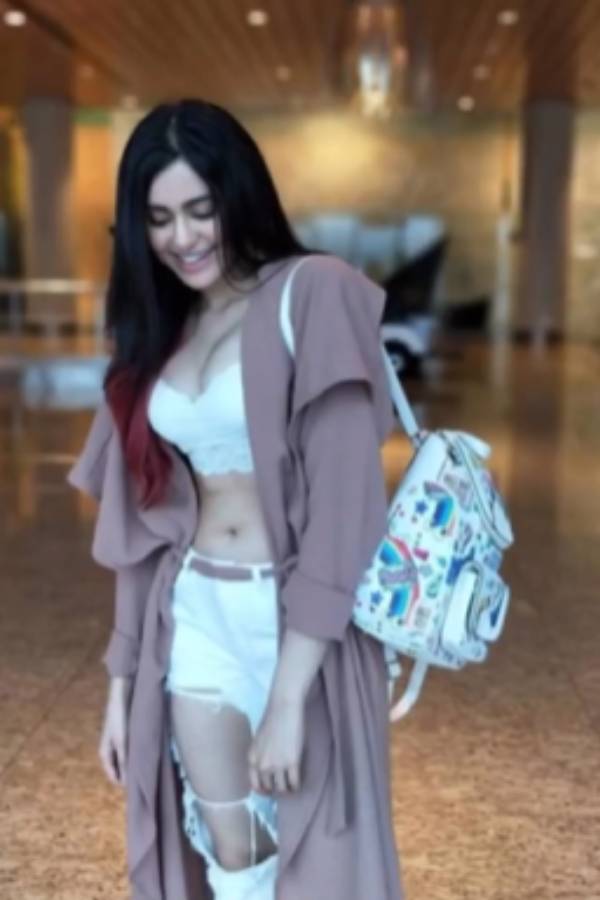 Fans trolls The Kerala Story actress Adah Sharma with mini Kangana Ranaut comments Fans trolls The Kerala Story actress Adah Sharma with mini Kangana Ranaut comments