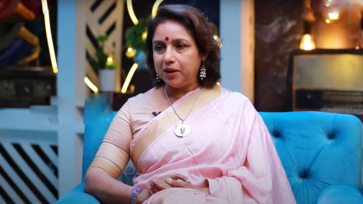 Revathi Opens up About Director Bharathiraja 