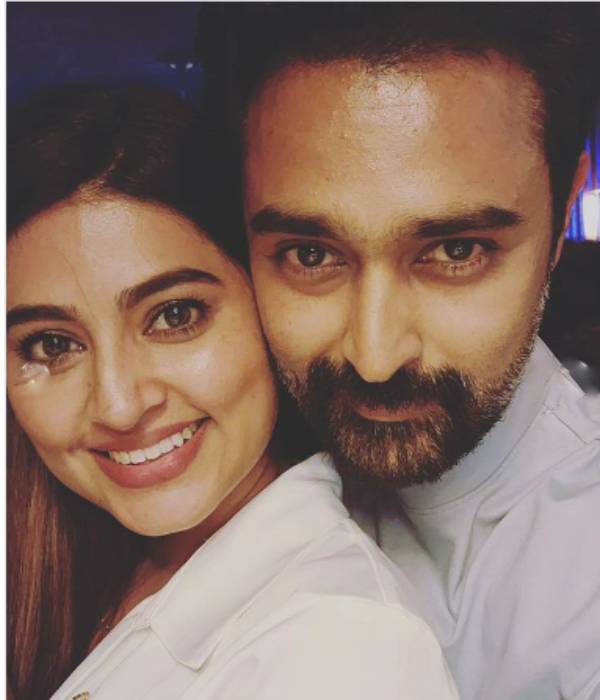  Prasanna - Snehas 11th wedding anniversary photos are trending on Instagram