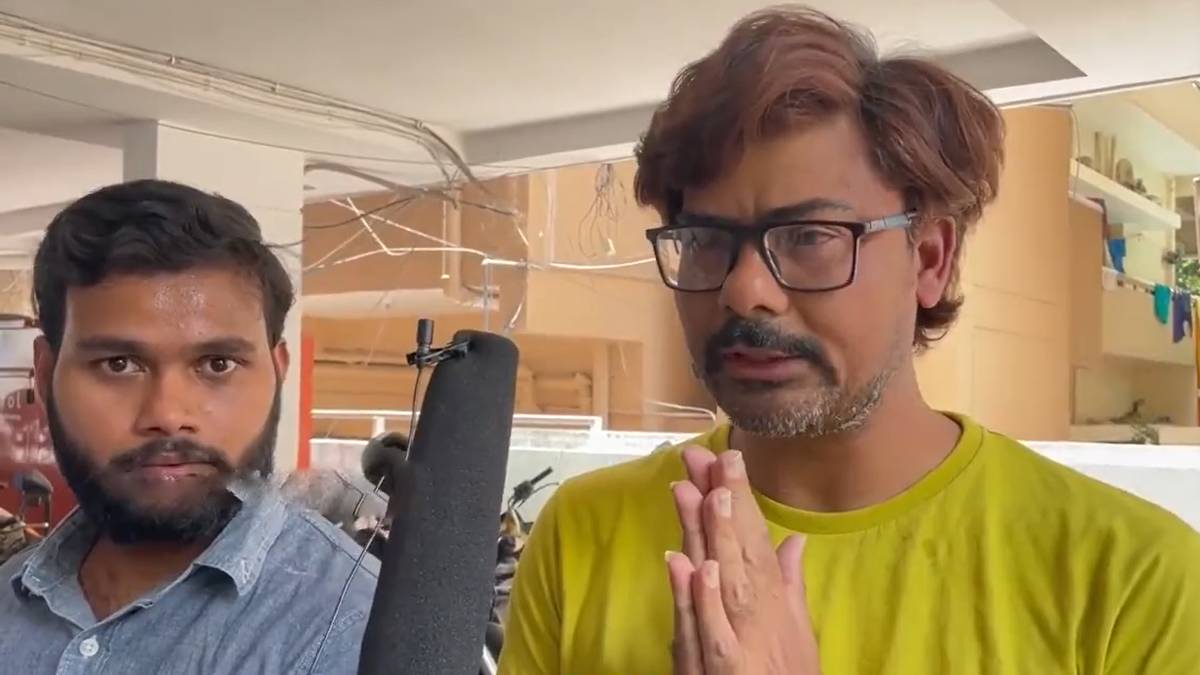 Ram Charans fans beating up a man over his demeaning comments for the wife Upasana