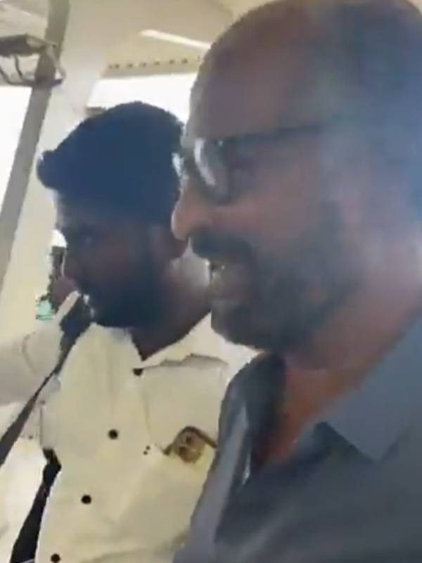 Actor Rajinikanth thanks to fans in Chennai Airport 