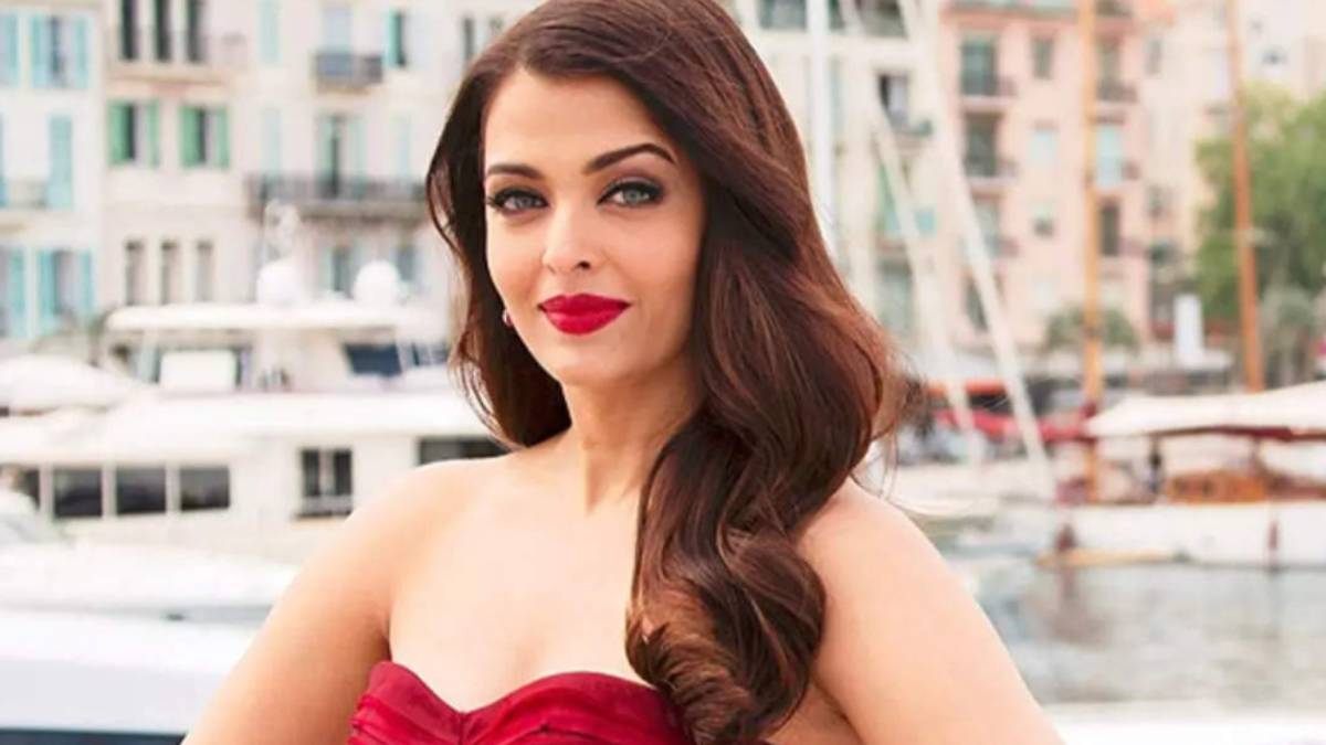 Here is the details of aishwarya rai net worth 