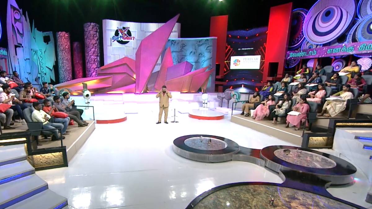 Vijay TVs Neeya naana shows today episode and its promo makes fans more expectation 