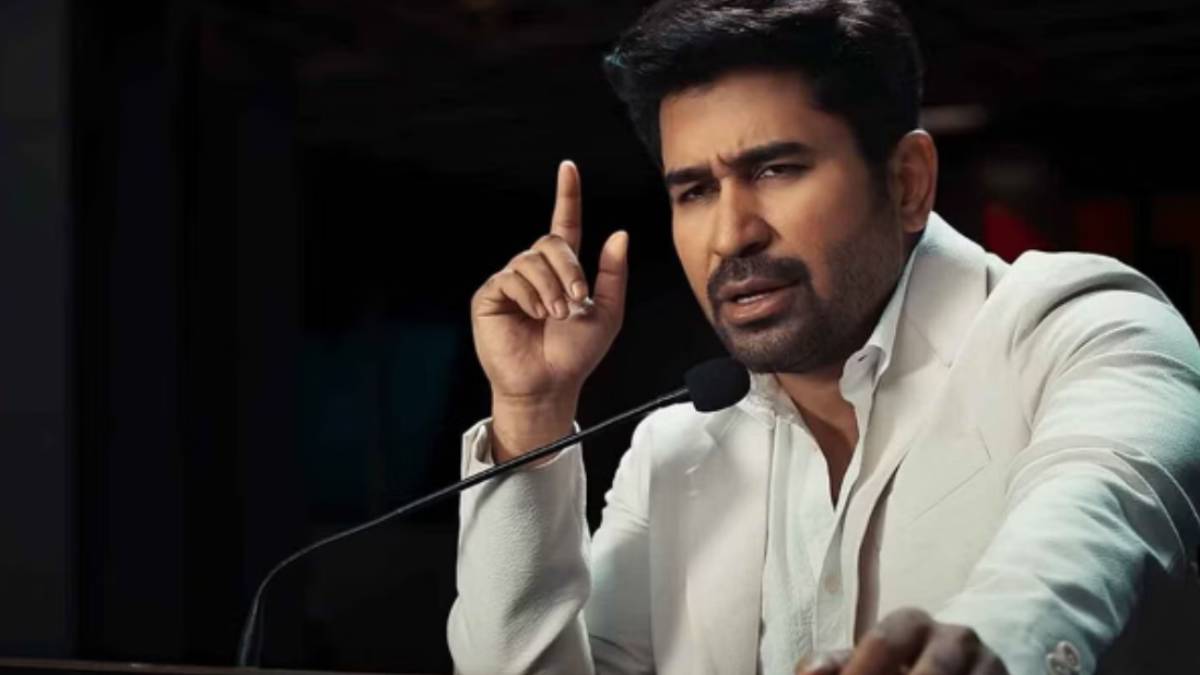 Vijay antony starrer pichaikkaran 2 second day box office collection 