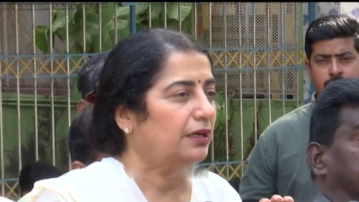 Suhasini Maniratnam reveales Sarath Babu infected by Multiple Myeloma 