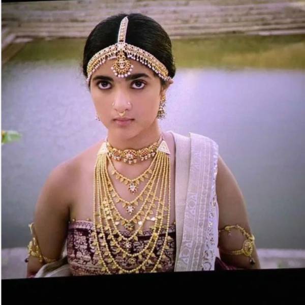 Bharathiraja meets Kutti Kundavai Nila and her family Bharathiraja meets Kutti Kundavai Nila and her family