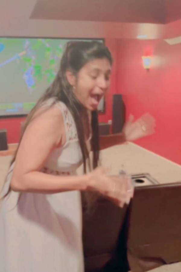 After Chennai Super Kings Won The IPL Trophy Actress Kasthuri Dancing Video is Trending 