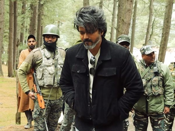 Leo movie story not copied from Baasha and Vijay will doing dual role in this movie buzz trending 