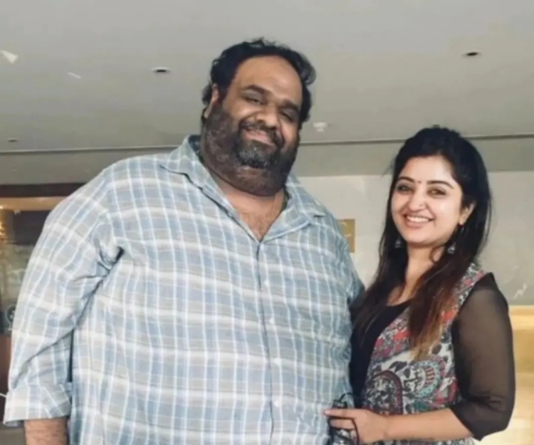 Serial actress Mahalakshmi husband producer ravindar cheated 15 lakhs money