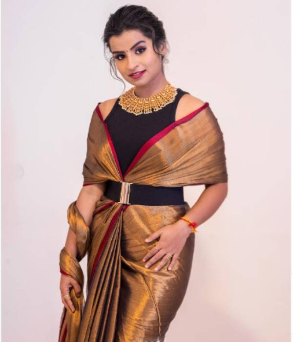 Vijay tv fame sivaangi modern look photoshoot