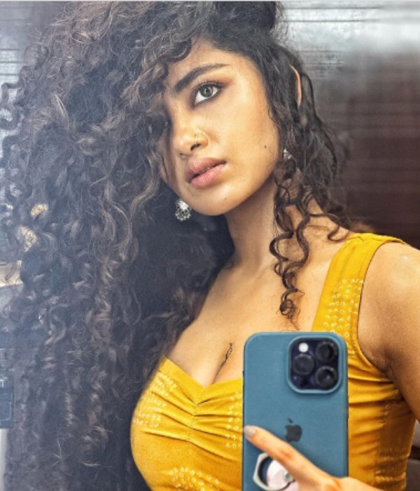 actress anupama parameswaran Tattoo photos in instagram