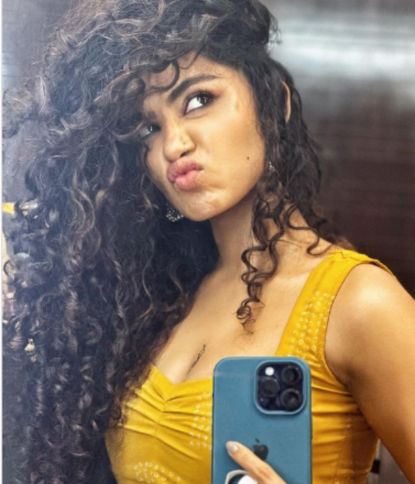 actress anupama parameswaran Tattoo photos in instagram