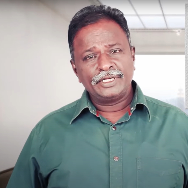 Blue Sattai Maran fully roasts Prabhas Adipurush in his review 