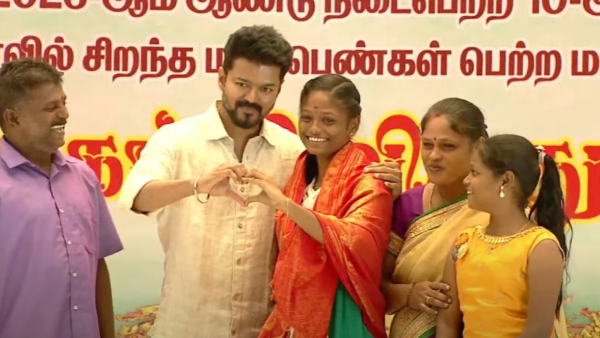 Actor Vijay enjoying and entertaining Students and Kids videos goes trending 