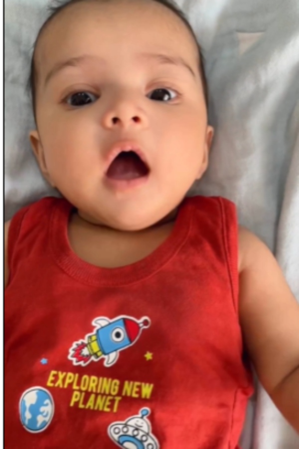 Actress Divya Sridhar shared her daughters cute video in Instagram 