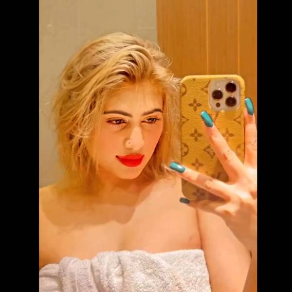 Piumi Hansamali shares her latest bathroom video in social media 