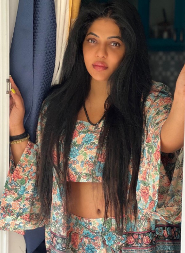 Reshma pasupuleti reply to Netizens for body shaming