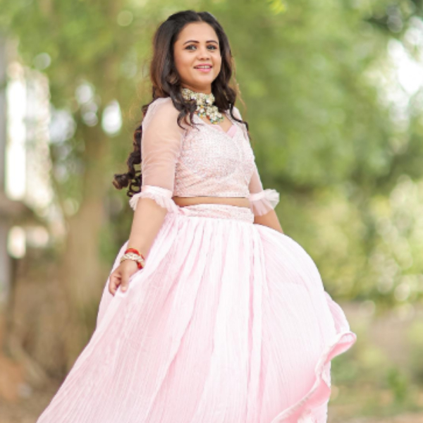 Cook with Comali fame Vj Manimegalai lost her extra weight within 21 days 