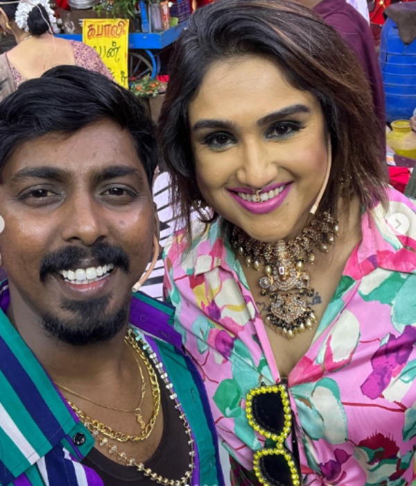 Vanitha Vijayakumar stunning in lungi at Vijay tvs Start Music 