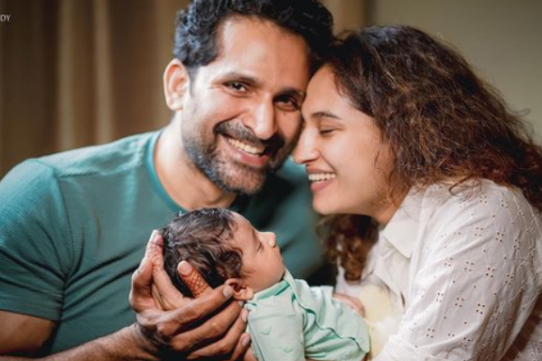 Pooja Ramachandran Shares A Cutesy Picture With Newborn Baby Pooja Ramachandran Shares A Cutesy Picture With Newborn Baby