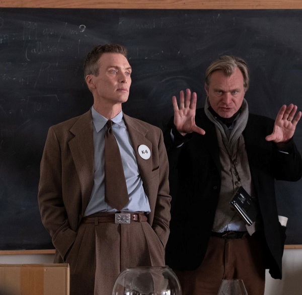 Christopher Nolans Oppenheimer First Review in Tamil is here