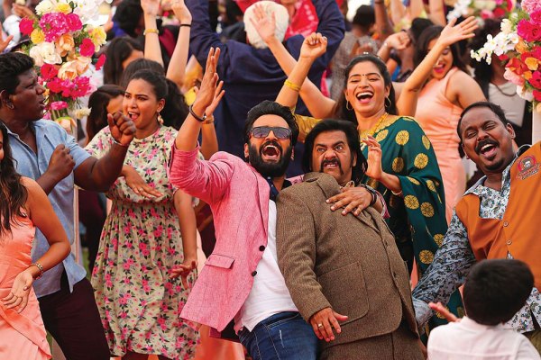 DD Returns Review in Tamil: Santhanam, Mottai Rajendar roller coaster comedy works well