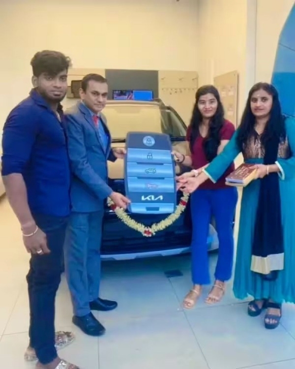 Bigg Boss Dhanalakshmi buys new swanky car 