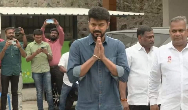 Vijays new look for Thalapathy 68 reveals in today political meet Vijays new look for Thalapathy 68 reveals in today political meet