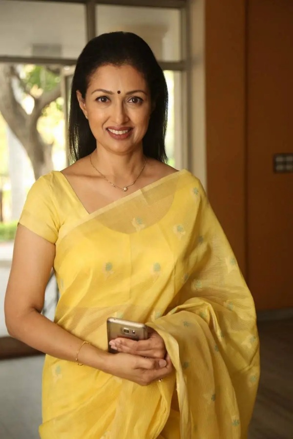  Gautami Net Worth: Actress Gautamis Net Worth, Assets, and Car details 