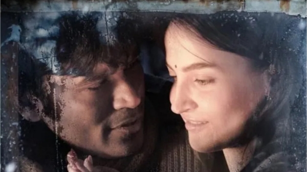 Umair Sandhu claims Naane Varuven actress Elli Avrram doing Night Business shocks fans