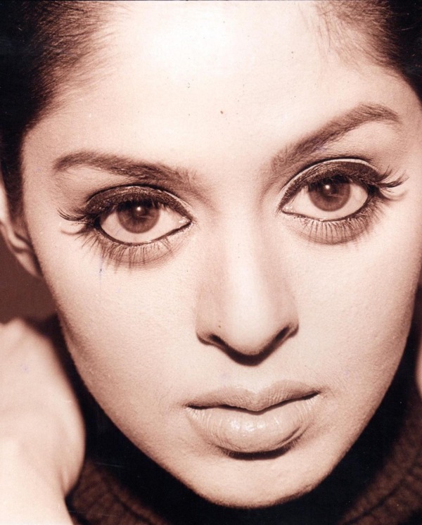 popular Bollywood actress and Politician Nagma life history popular Bollywood actress and Politician Nagma life history