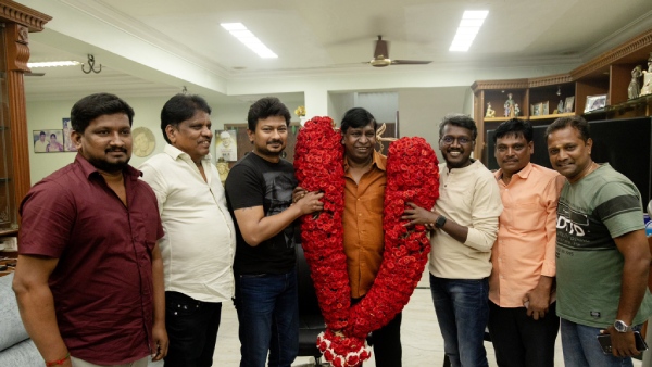 Udhayanidhi Stalin gifts laptop for Maamannan junior artist Suriya Udhayanidhi Stalin gifts laptop for Maamannan junior artist Suriya